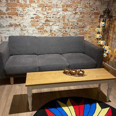 Otantic Place In Sultanahmet Istanbul