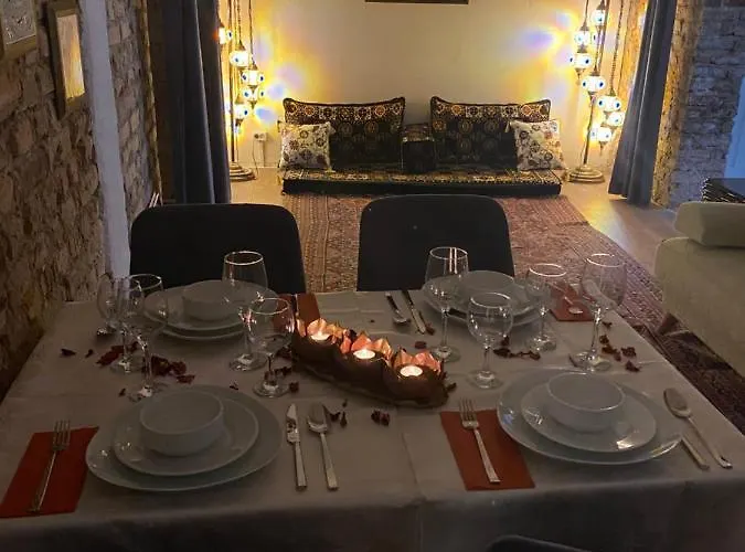 Otantic Place In Sultanahmet Istanbul